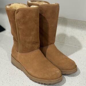 Amie Ugg Boots in Chestnut 🌰